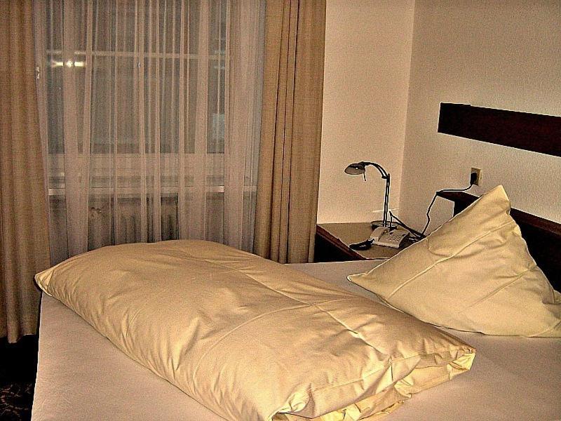 Hotel Restaurant Baeren Freudenstadt Room photo
