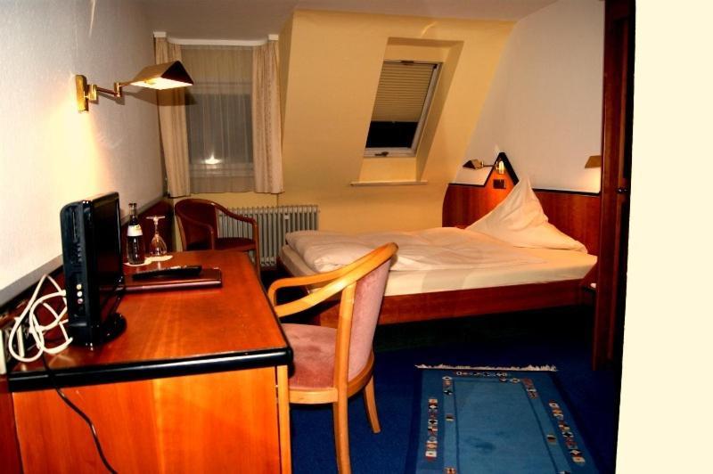 Hotel Restaurant Baeren Freudenstadt Room photo