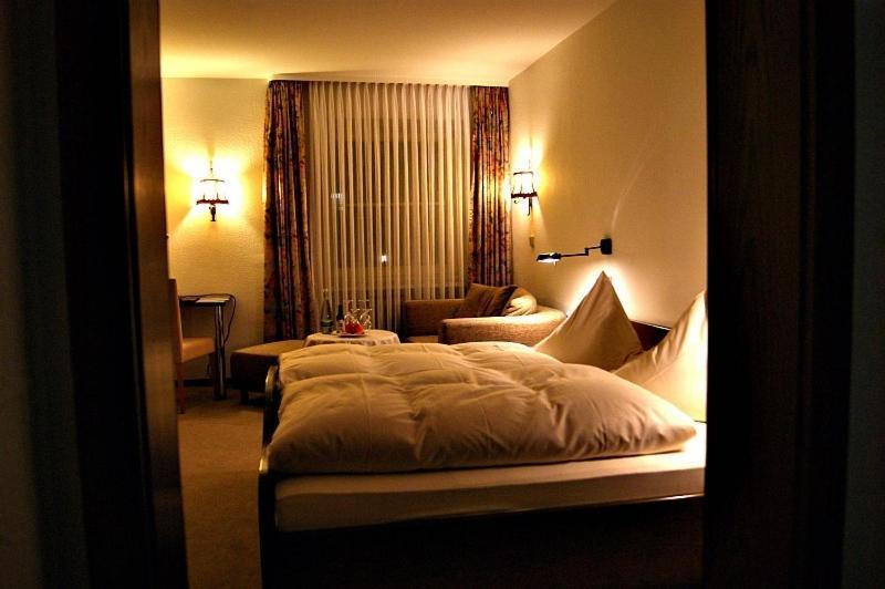 Hotel Restaurant Baeren Freudenstadt Room photo